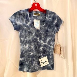 ~ZENsei~ Tie-Dyed V-Neck T-shirt